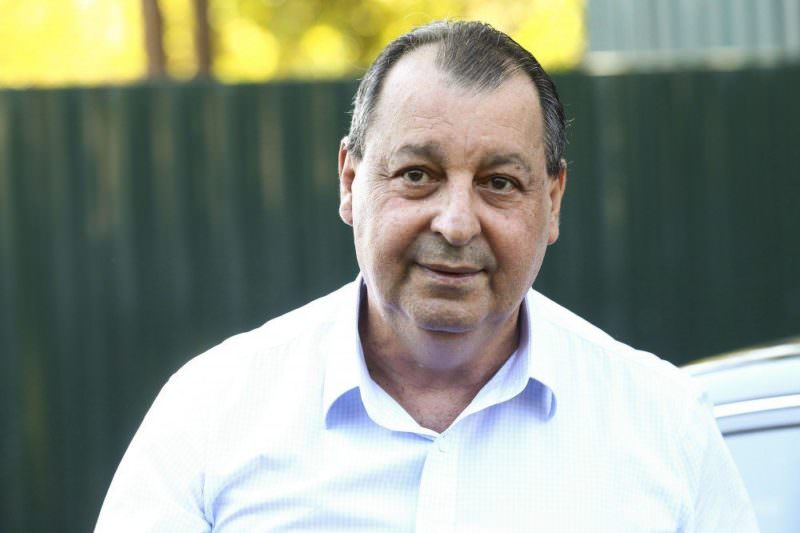 Exclusivo: Omar fala de Bolsonaro, gabinete do ódio, CPI, Arthur e chama o rival Menezes de 'puxa-saco'