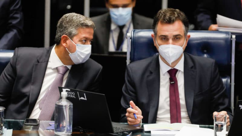 Congresso e governo buscam TSE sobre preços dos combustíveis