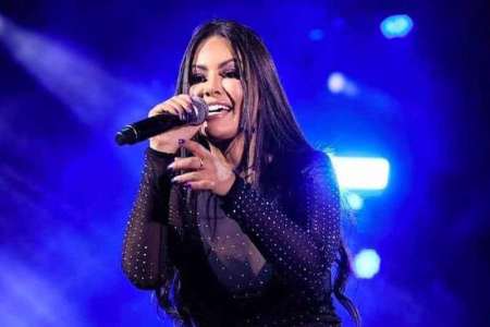 Vocalista do Calcinha Preta, Paulinha Abelha está em coma e com bactéria no cérebro