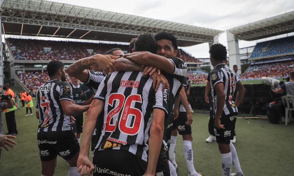 Atlético-MG supera Flamengo e fatura Supercopa do Brasil