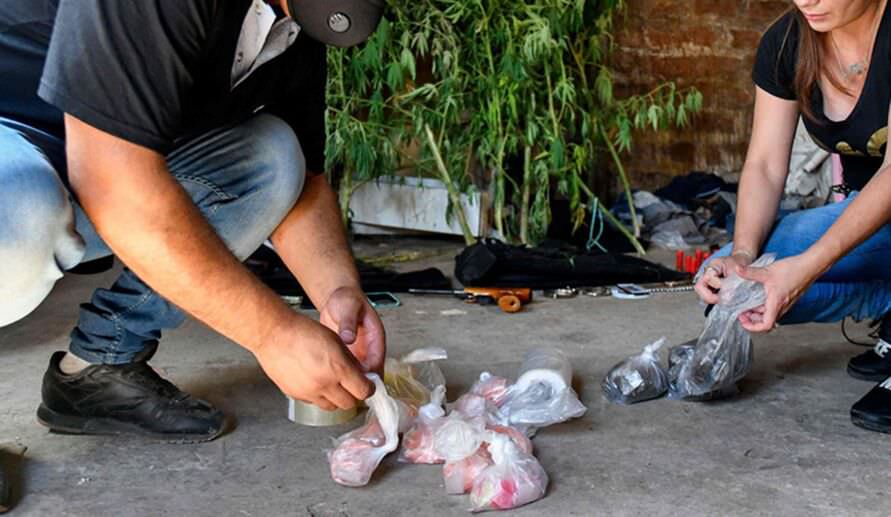 Cocaína adulterada deixa 80 hospitalizados e 20 mortos na Argentina