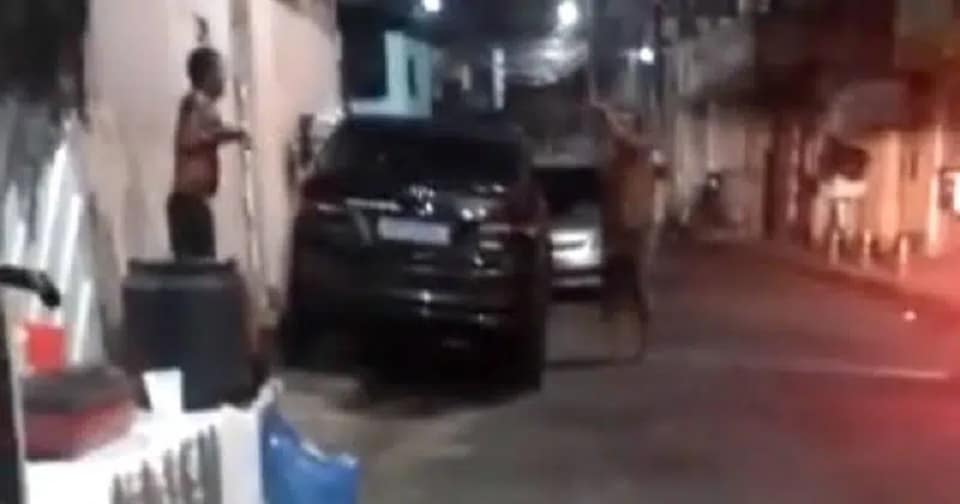 Vídeo: homem descobre 'chifre' e tenta matar amante a terçadadas em Manaus