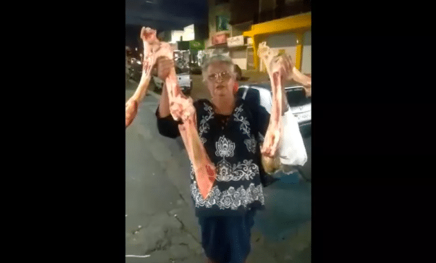 Vídeo: idosa diz que come ossos e xinga Bolsonaro: 'Satanás, vai pro inferno'