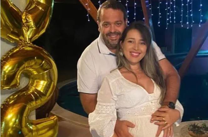 Chefe de gabinete de prefeitura mata esposa grávida durante briga