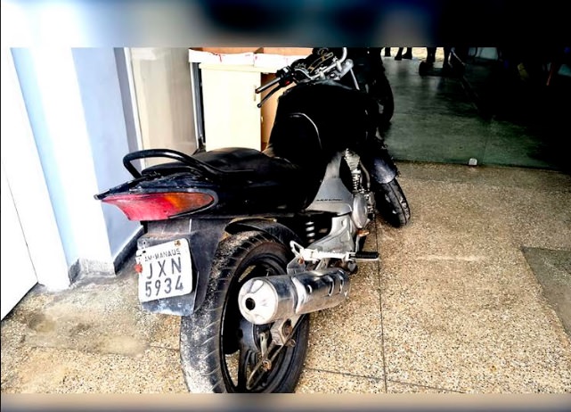 PM recupera moto roubada e prende suspeito no bairro São José