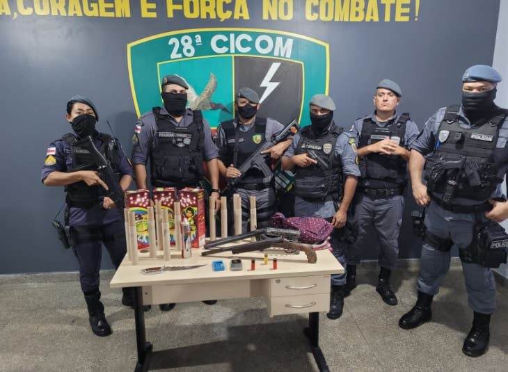 Vídeo: PM prende fogueteiros do CV e festa da bandidagem acaba mais cedo em Manaus