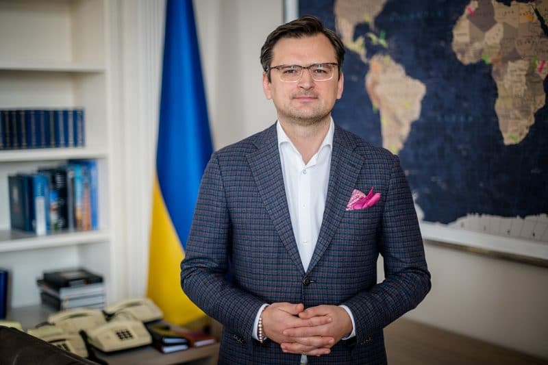 ministro de relações exteriores da Ucrânia