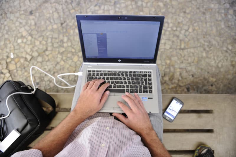 34 milhões de pessoas estão desconectadas da internet no Brasil, diz pesquisa