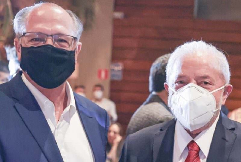 Após anos atacando Lula, Alckmin se filia ao PSB para ser vice do petista: ‘o tempo de mudança chegou’
