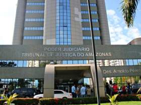 TJAM pretende gastar mais de R$ 1 milhão com assessores de cerimonial