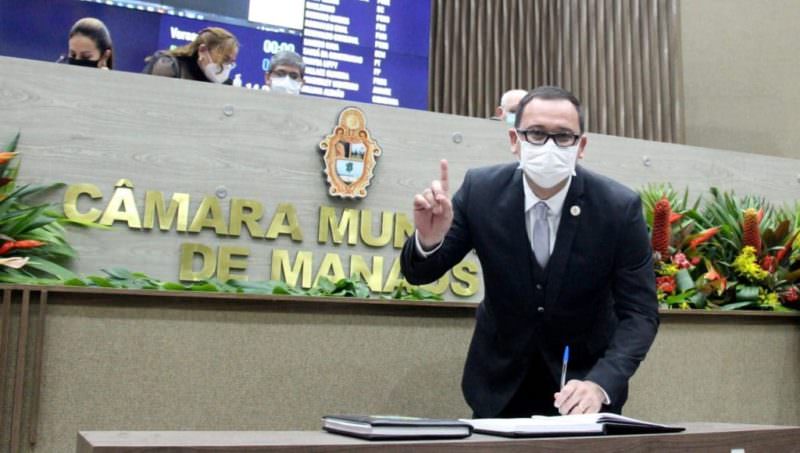 Raiff Matos propõe, CMM aprova três dias de festival gospel e conta fica para o manauara pagar