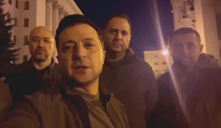 'O mundo moderno vai se fechar para eles', diz Zelensky sobre a Rússia