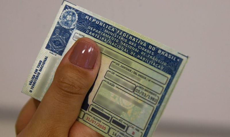 Entenda os limites de pontos na sua carteira de motorista