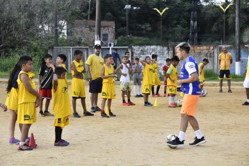 Fundação tem aulas gratuitas para crianças e jovens em diversas modalidades esportivas