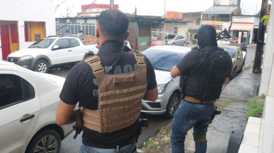 Polícia Miliar prende 13 pessoas em uma única noite de ronda em Manaus