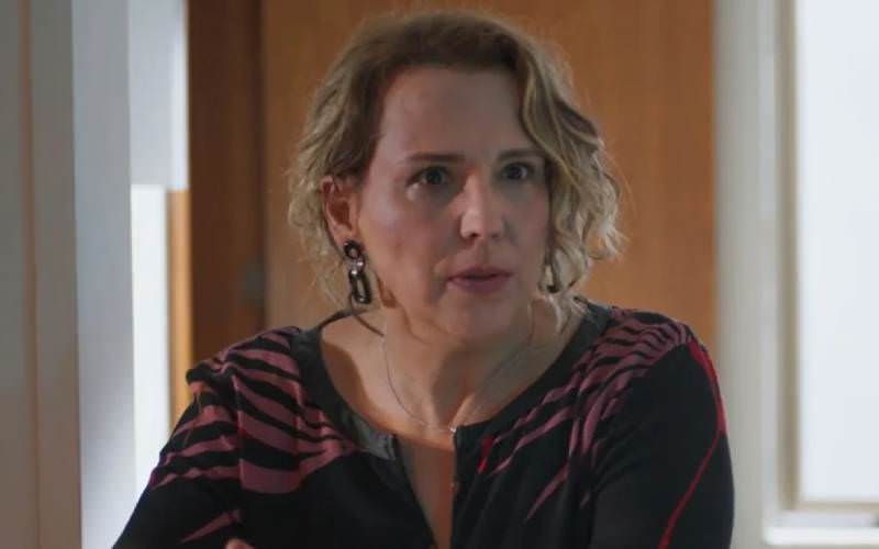 Atriz Ana Beatriz Nogueira descobre câncer no pulmão após contrair vírus da gripe