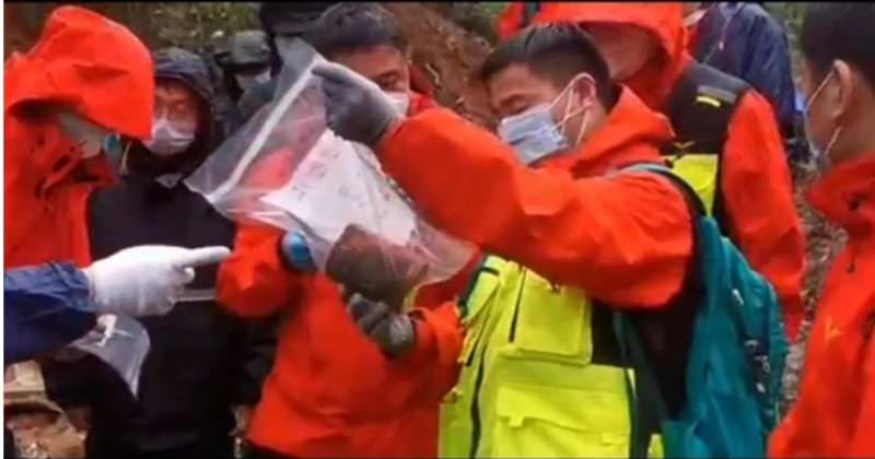 Caixa-preta de avião que caiu com 132 pessoas é encontrada por autoridades chinesas