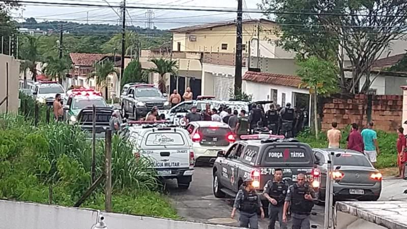 Suspeitos de assalto morrem em troca de tiros com a Rocam em Manaus