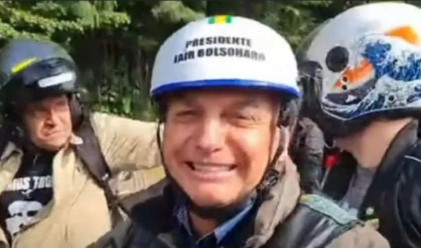 Bolsonaro quebra promessa de dar uma ‘seguradinha’ e retoma motociatas em SP