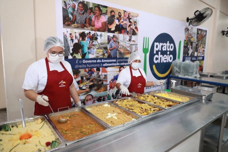 Primeiro 'Prato Cheio' reformado em Manaus leva esperança a moradores da zona Norte
