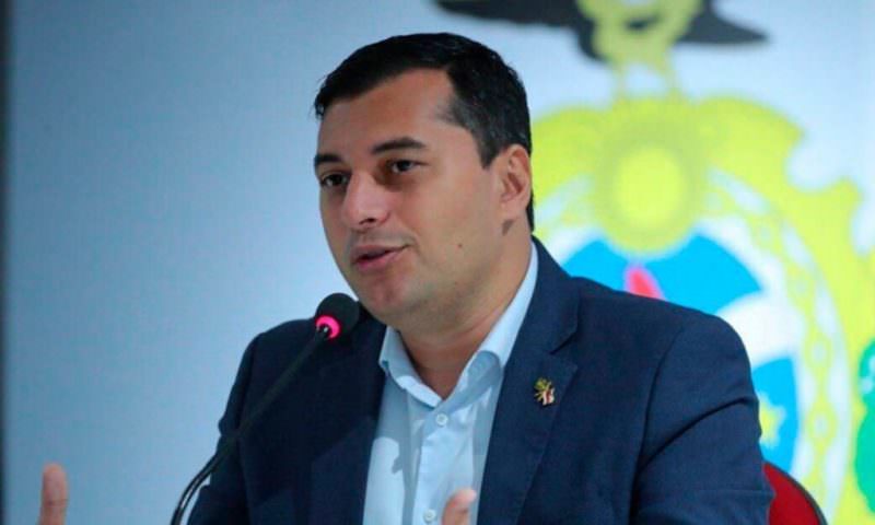 Governador do Amazonas anuncia antecipação do 13º salário para servidores
