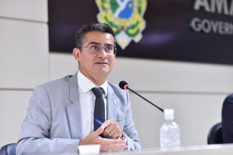 David Almeida anuncia antecipação do 13º salário aos servidores municipais