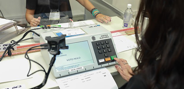 Plenário do TSE triplica número de urnas eletrônicas auditadas no dia da eleição