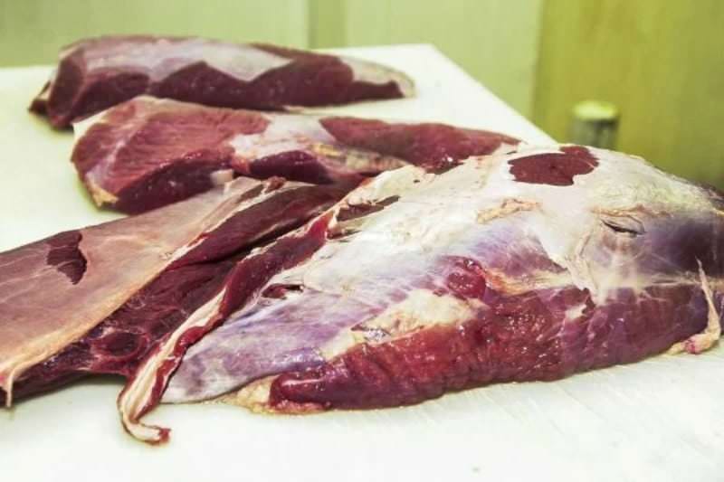 China suspende compra de carne da JBS, Marfrig e Naturafrig por 7 dias