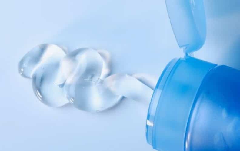 Após Viagra e prótese peniana inflável, Defesa licitou R$ 37 mil em gel lubrificante íntimo