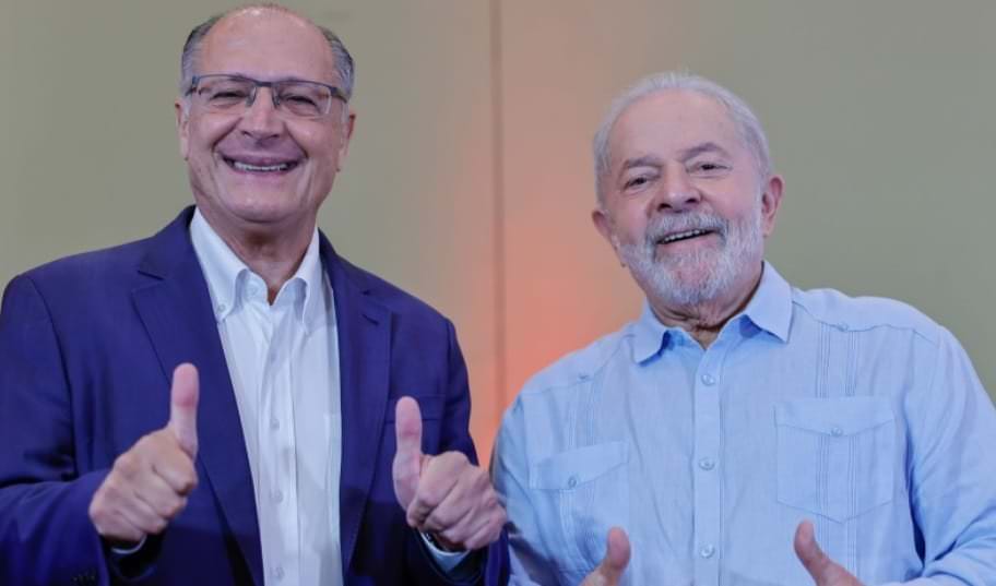 Ao lado de Alckmin, Lula chama Bolsonaro de ‘o maior pecador da história da humanidade’