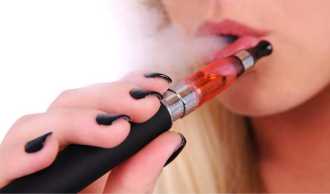 Cigarros eletrônicos podem causar doenças cardiovasculares, câncer e diversas lesões pulmonares, alerta especialista
