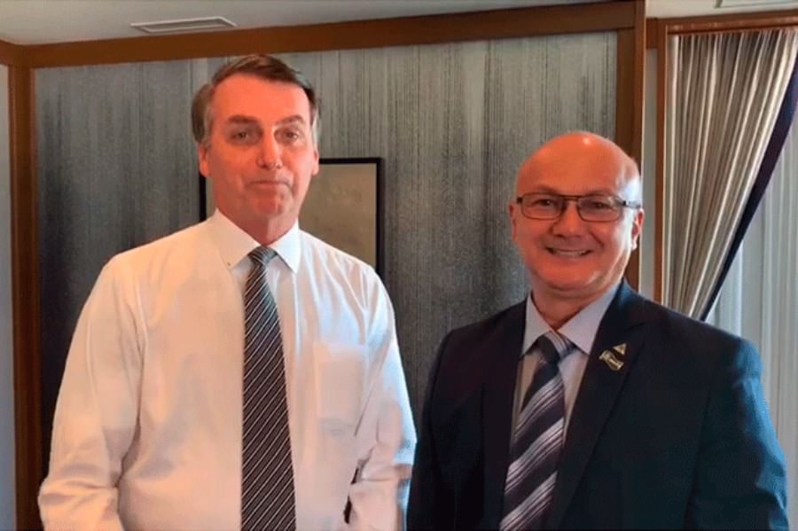 Bolsonaro confirma viagem a Manaus no mesmo dia da Marcha para Jesus, afirma Menezes