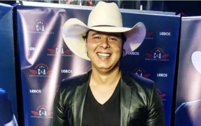 Sertanejo Aleksandro está entre os mortos no acidente com ônibus da dupla com Conrado
