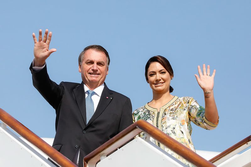 Michelle Bolsonaro se filia ao PL para ajudar o marido