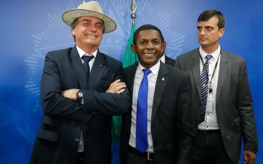 Bolsonaro elogia seu governo e diz que pandemia não trouxe ‘nenhum problema social ao Brasil’