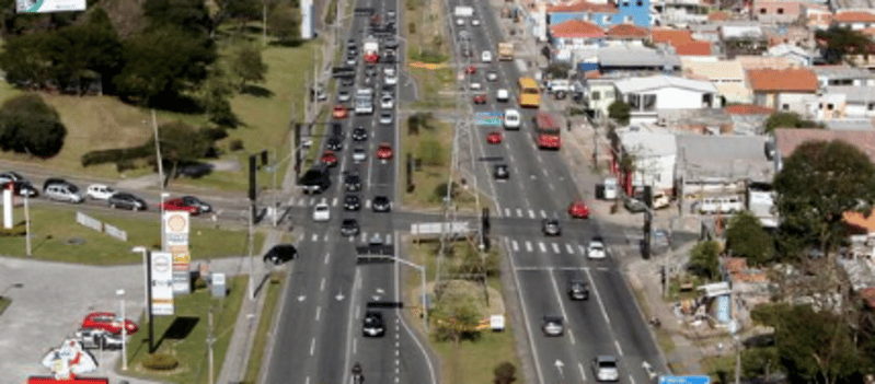 Homem fica ferido após grave acidente na avenida das Torres, em Manaus