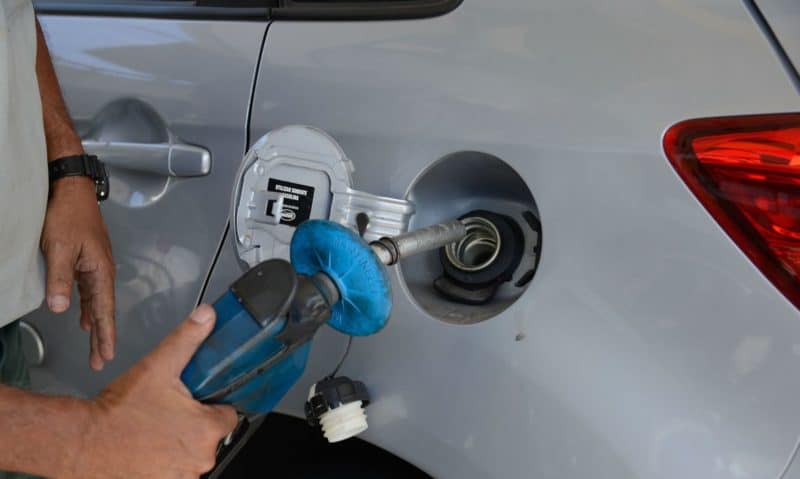 Gasolina é mais vantajosa que etanol em 23 estados e no DF