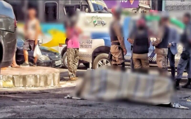 Atiradores invadem travessa e executam morador da Compensa