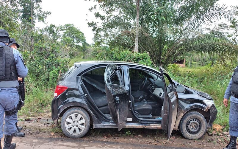 Homem é achado morto dentro de carro de aplicativo em Manaus  