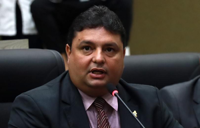 Vereador Caio André tem contas de campanha reprovadas e culpa apoiador: ‘não sei quem é’