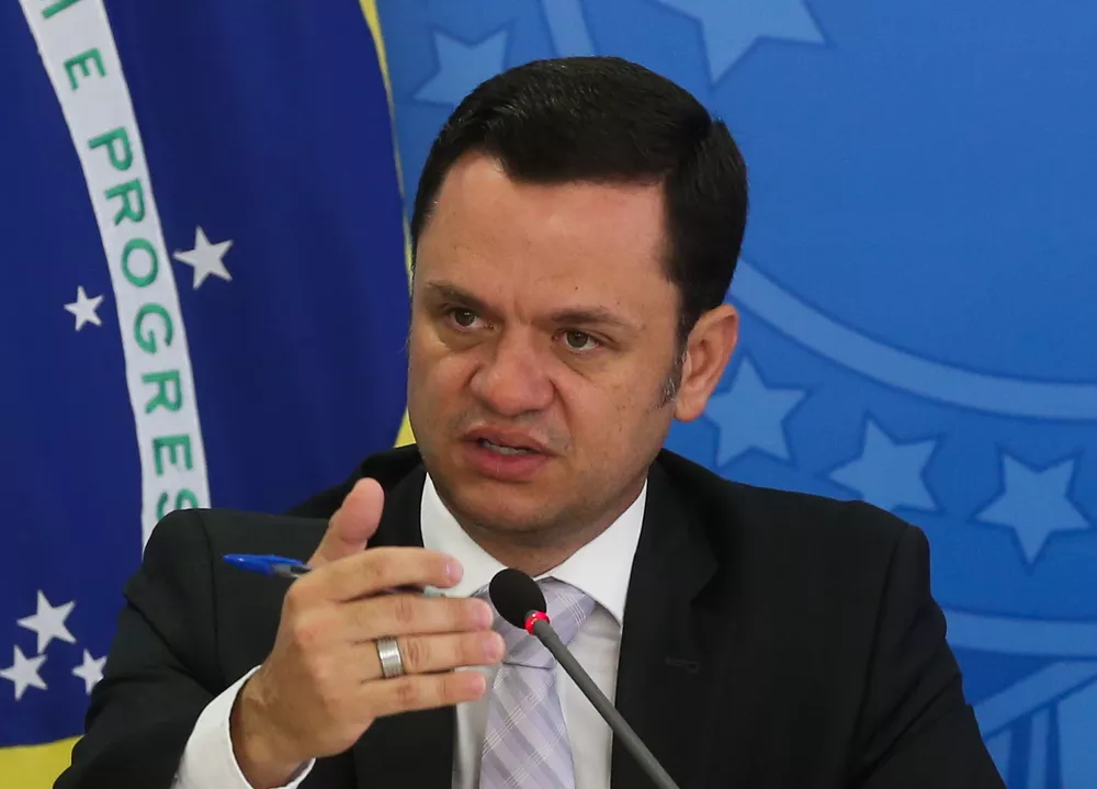 O ex-ministro da Justiça Anderson Torres chegou à sede da Polícia Federal, na tarde desta segunda-feira (8), para prestar depoimento no inquérito que apura a atuação da Polícia Rodoviária Federal (PRF) nas eleições de 2022