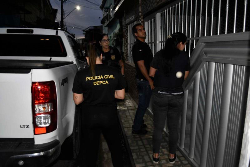 Polícia prende casal por torturar criança de 4 anos em Manaus