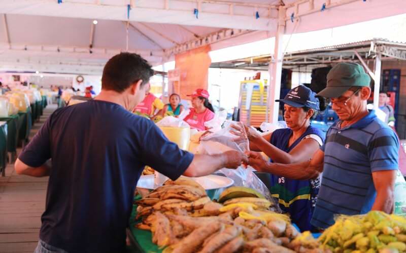 Em Parintins, Feira de Produtos Regionais da ADS recebem melhorias do Governo do Amazonas
