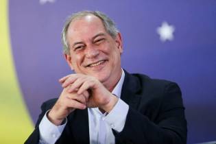 Ele não desiste: ex-aliado de Lula e crítico de Bolsonaro, Ciro Gomes tenta ser presidente
