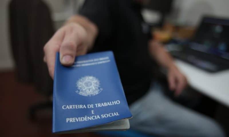 Sine Amazonas divulga 159 vagas de emprego para esta sexta-feira