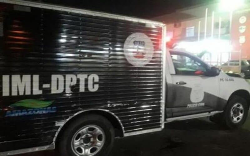 Homem é executado a tiros enquanto tomava sua cervejinha, no bairro Compensa