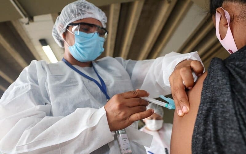 Covid-19: mais de 50 mil pessoas são imunizadas em 3 dias de intensificação da vacinação em Manaus  