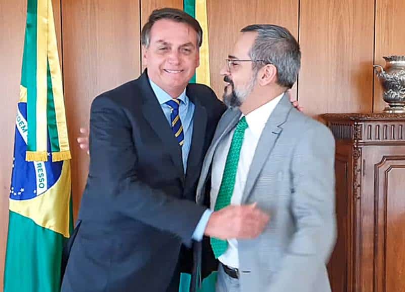 Weintraub diz que Bolsonaro 'soltou a franga' por apoio do Centrão: 'é como um homossexual'
