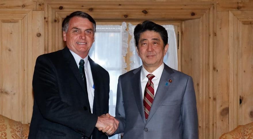 Bolsonaro decreta luto oficial de três dias por morte de Shinzo Abe: 'estamos com o Japão'