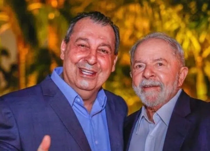 Fechado com Lula, senador Omar afirma que eles têm o 'desafio de ajudar os brasileiros'